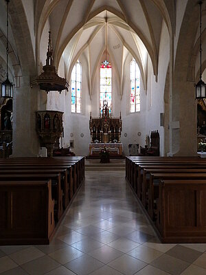 Rabenstein an der Pielach, Pfarrkirche hl. Laurentius, Blick in den Chor