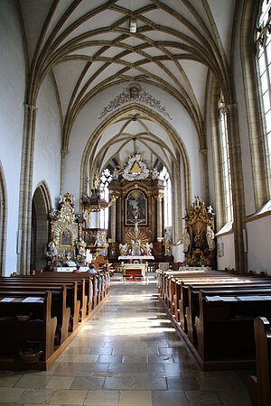 Kirchschlag in der Buckligen Welt, Pfarrkirche hl. Johannes der Täufer, spätgotische Wehrkirche, Blick in das Langhaus