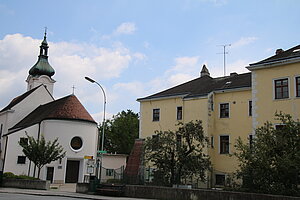 Purkersdorf, Pfarrkirche und Schloss