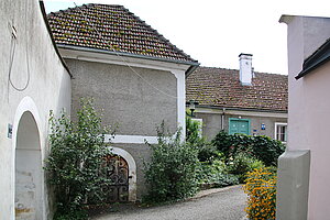 Kirnberg an der Mank, sog. Schloss Kirnberg, Blick in den Innenhof