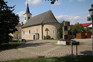 Oberwaltersdorf, Pfarrkirche hl. Jakobus der Ältere, barocker, im Kern gotischer Saalbau