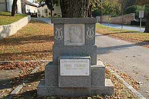 Ebenthal, Schubertlinde und Schubert-Denkmal