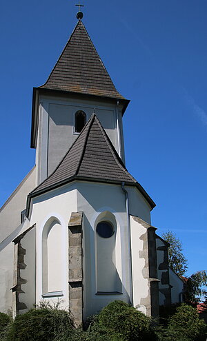 Großgöttfritz, Pfarrkirche hl. Leonhard, Blick auf den Chorabschluss