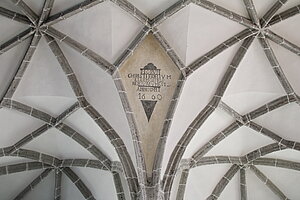 Lunz, Pfarrkirche Hl. Drei Könige, Blick in das Sternrippengewölbe