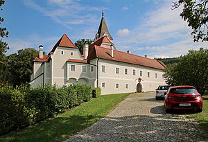 Kirnberg an der Mank, sog. Schloss Kirnberg, seit 1483 Kollegiatsstift, um 1611 Dompropstei zu St. Stephan in Wien inkorporiert, Gebäude 15.-18. Jh.