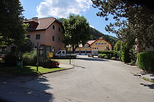 Ramsau, Gebäude der Freiwilligen Feuerwehr und der Trachtenkapelle