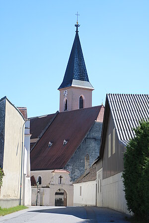 Raabs an der Thaya, Pfarrkirche Mariae Himmelfahrt in Oberndorf