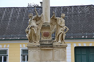 Großweikersdorf, Hauptplatz, Maria Immaculata, 1720