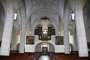 Mank, Pfarrkirche Mariä Himmelfahrt, spätgotische, außen barockisierte Staffelhalle des frühen 16. Jahrhunderts, Ausstattung um 1730