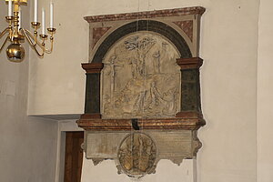 Hollabrunn, Pfarrkirche hl. Ulrich, Epitaph des Wolf Dietrich Gilleis und seiner Gemahlin, gest. 1593