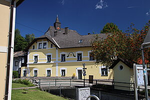 Kleinzell Nr. 8, Villa mit sezessionistischr Fassade von 1910