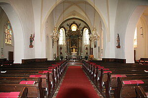 Sitzendorf an der Schmida, Pfarrkirche hl. Martin, Blick in den Kirchenraum