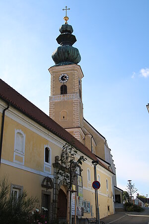 Gaweinstal, Pfarrkirche hl. Georg, barocker Saalbau, Anfang 18. Jh.