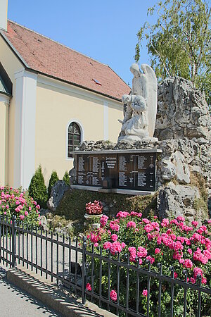Götzendorf an der Leitha, Kriegerdenkmal