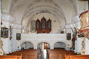 Kollmitzberg, Pfarr- und Wallfahrtskirche hl. Ottilie, Blick gegen die Orgelempore