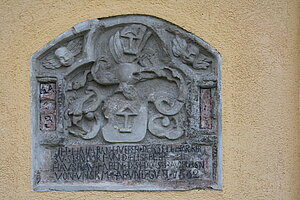 Sitzendorf an der Schmida, Am Patergraben Nr. 2: Inschrifttafel des protestantischen Pfarrers Hueber, 1562