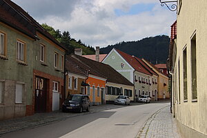 Mühldorf am Jauerling, Ottenschlager Straße