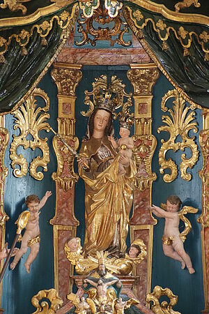 Grafenschlag, Pfarrkirche hl. Martin, Hochaltar der alten Kirche, urspr. Altar der Dominikanerkirche in Tulln, Madonna 2. Viertel 15. Jh.