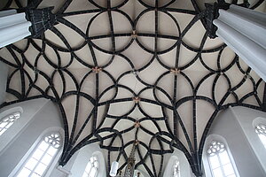 Krenstetten, Pfarr- und Wallfahrtskirche, Blick in die Rippengewölbe, um 1510/20