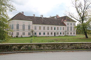 Trautmannsdorf an der Leitha, Schloss Trautmannsdorf (Batthyány), 1812-17 Neubau des Schlosses, Joseph Kornhäusel nahestehend