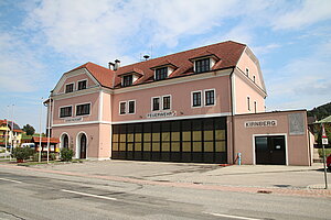 Kirnberg an der Mank, neu errichtetes Gebäude für Gemendeamt und Freiwillige Feuerwehr