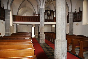 Harmanschlag, Pfarrkirche hl. Wenzel, romanische Kirche, zwischen 1497 und1523 zu spätgotischer Halle umgebaut