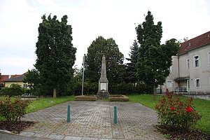 Maria Ponsee, Kriegerdenkmal