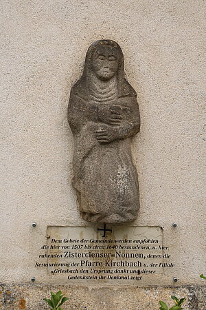 Kirchbach, Pfarrkirche hl. Michael, Grabstein  einer Nonne, 14. Jh., Kirche seit 1306/07 im Besitz des Zisterzienserinnenklosters zum Heiligen Geist vor der Stadt Ybbs