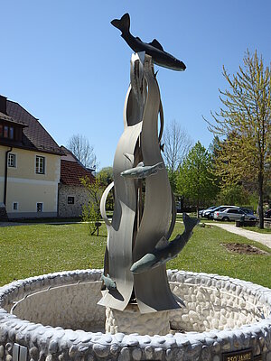 Kirchberg an der Pielach, Brunnen, errichtet anlässlich der 750 Jahr Feier des Marktes