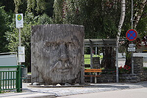 Mühldorf am Jauerling, Denkmal für  Friedrich Wilhelm Raiffeisen, Kurt Ingerl, 1988