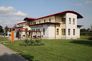 Trumau, neu errichtetes Gemeindeamt