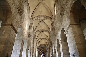 Stift Heiligenkreuz, Stiftskirche, Blick in das Gewölbe des Hauptschiffes