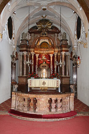 Maria Lanzendorf, Pfarr- und Wallfahrtskirche Schmerzhafte Mutter Gottes, Gnadenaltar1701 bzw. 1738