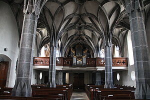 Weistrach, Pfarrkirche hl. Stephan, spätgot. Hallenkirche, im 19. Jh. erweitert