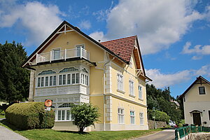 Mönichkirchen-Oberdorf Nr. 93, typischer Villenbau in Formen des Heimatstils