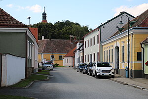 Niederfladnitz, Dorfstraße