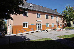 Bischofstetten, Gemeindeamt