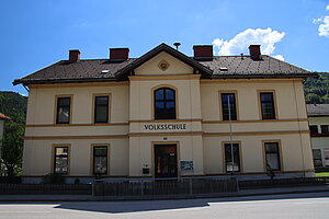 Kleinzell, Volksschule