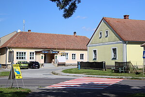 Irnfritz, Dorfgasthaus in der Bahnhofsiedlung