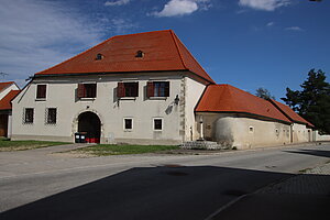 Grafenberg, herrschaftlicher Gutshof, 1314 erstmals erwähnt, 17. Jh.