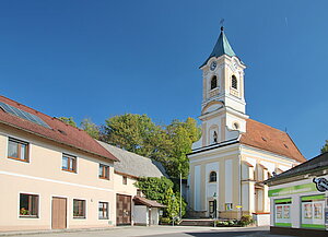 Walpersbach, Pfarrkirche Mariae Himmelfahrt, im Kern gotische Saalkirche, 1713-1718 Barockisierung,