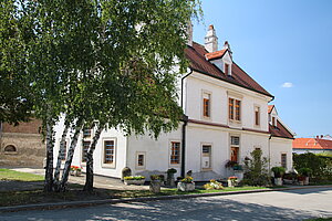 Mannersdorf, Fleischgasse 1, Gerichtsstöckl, urkundlich 1582 erwähnt