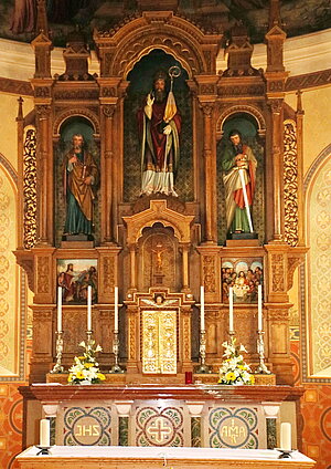 Staatz, Pfarrkirche hl. Martin, neugotischer Hochaltar