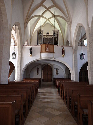 Rabenstein an der Pielach, Pfarrkirche hl. Laurentius, Blick Richtung Orgelempore