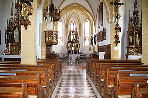 Wolfsbach, Blick in das Innere der Pfarrkirche, Langhaus von 1510